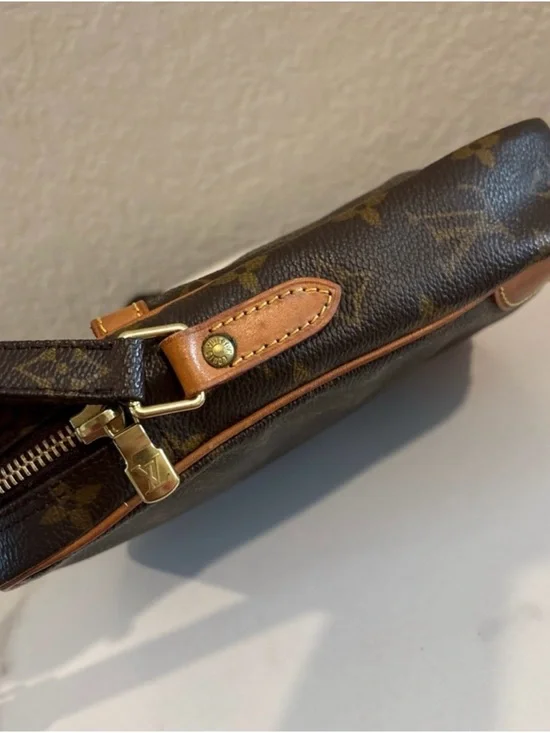 Louis Vuitton Brown Monogram Danube Crossbody Bag - Picture 11 of 15